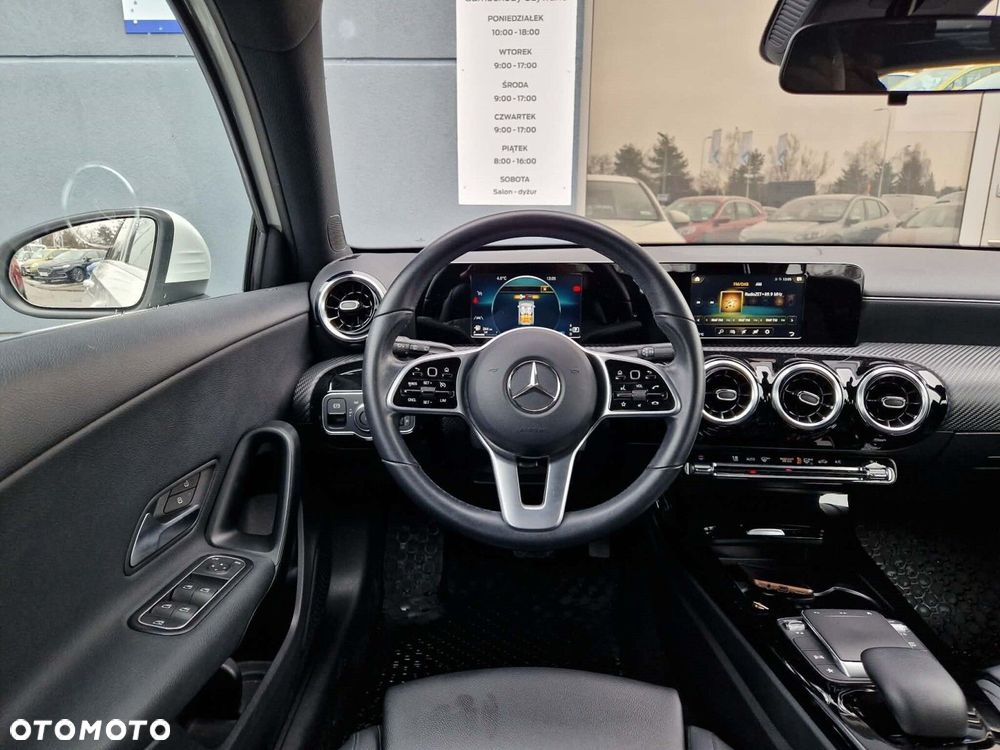 Mercedes-Benz Klasa A 180 Style 7G-DCT - 16