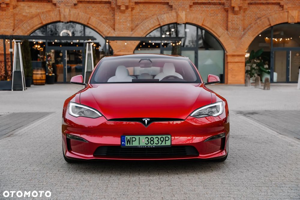 Tesla Model S - 2