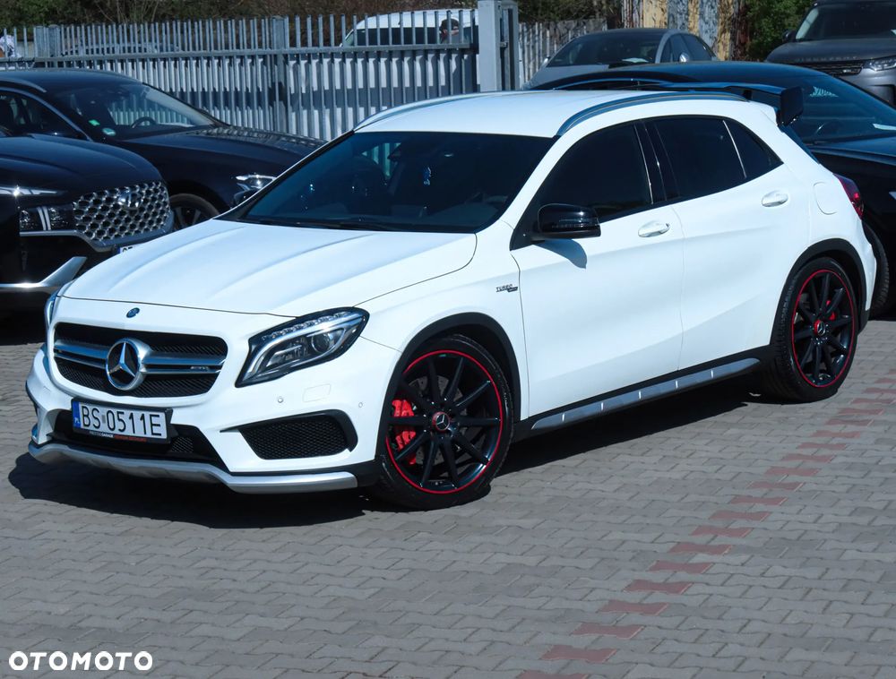 Mercedes-Benz GLA 45 AMG 4-Matic Edition 1 - 30