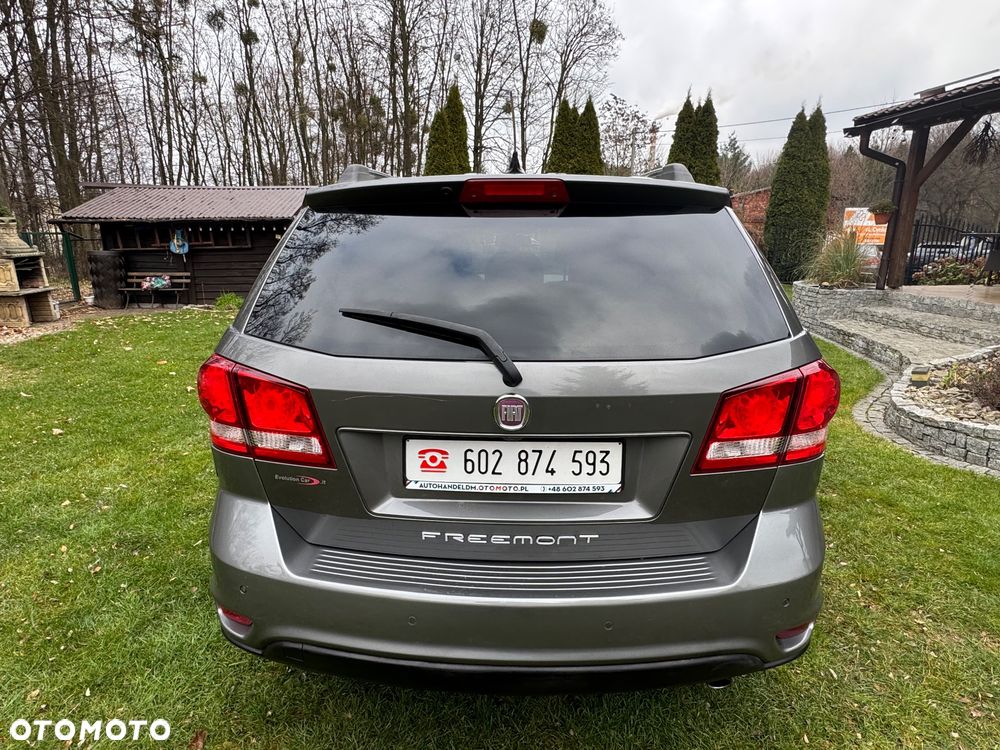 Fiat Freemont 2.0 Multijet Lounge - 12