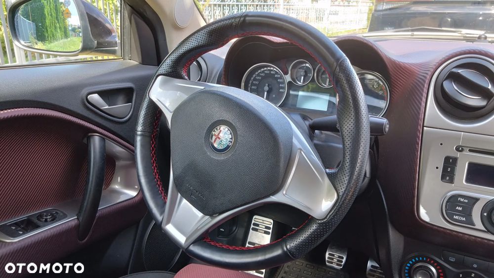 Alfa Romeo Mito 1.4 TB Distinctive - 10