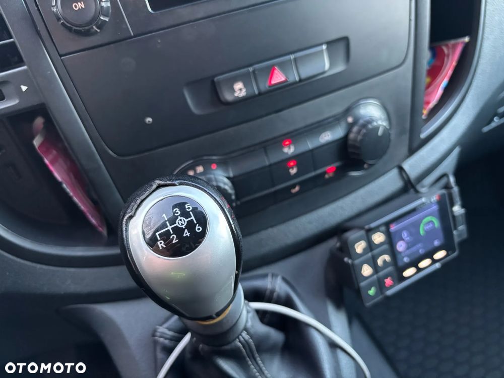 Mercedes-Benz Vito - 33