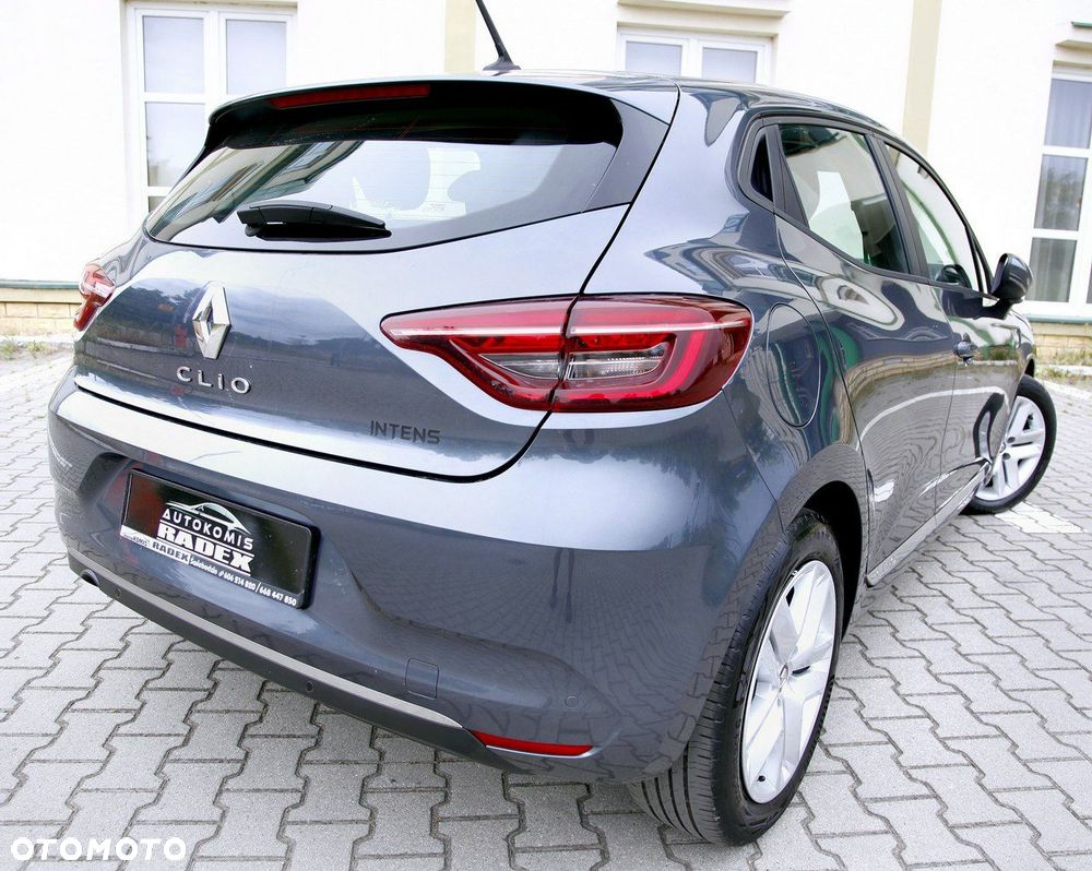 Renault Clio - 28