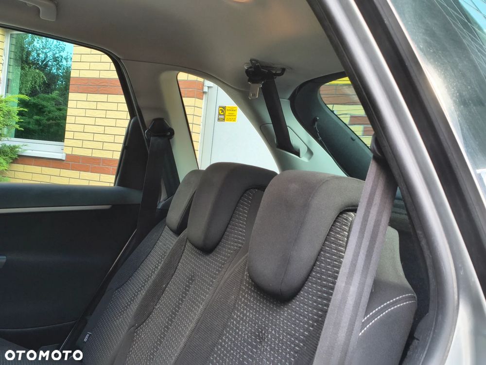 Citroën C4 Picasso - 12
