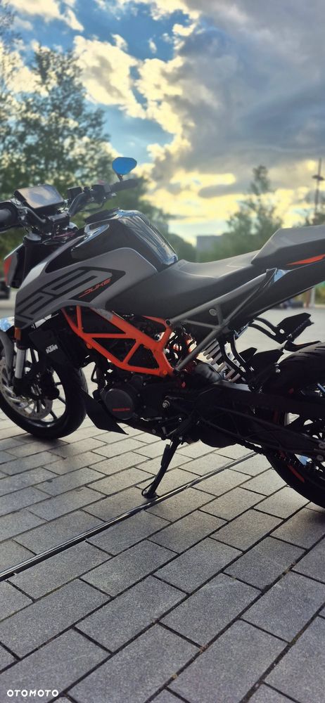 KTM Duke 125 - 15
