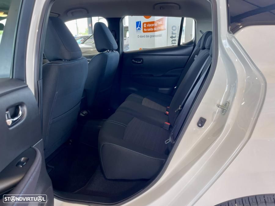 Nissan Leaf 62 kWh e+ Acenta - 25