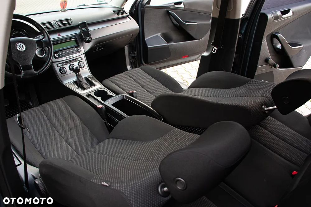 Volkswagen Passat 2.0 TDI Comfortline - 27