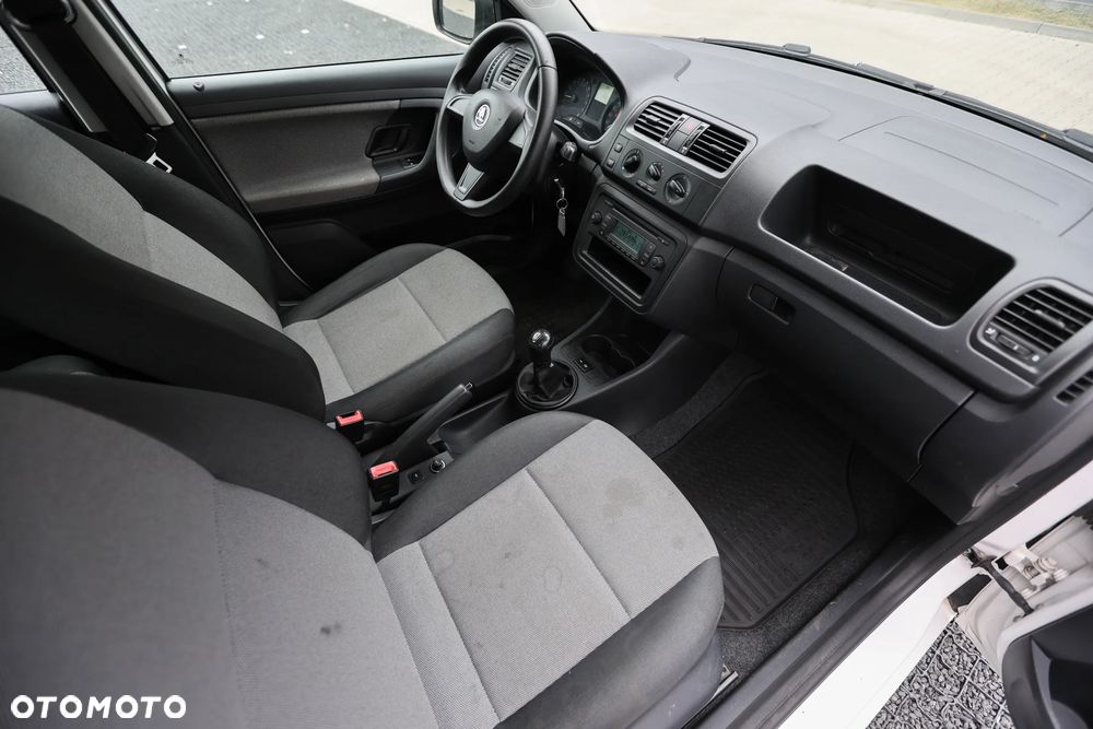 Skoda Fabia - 22