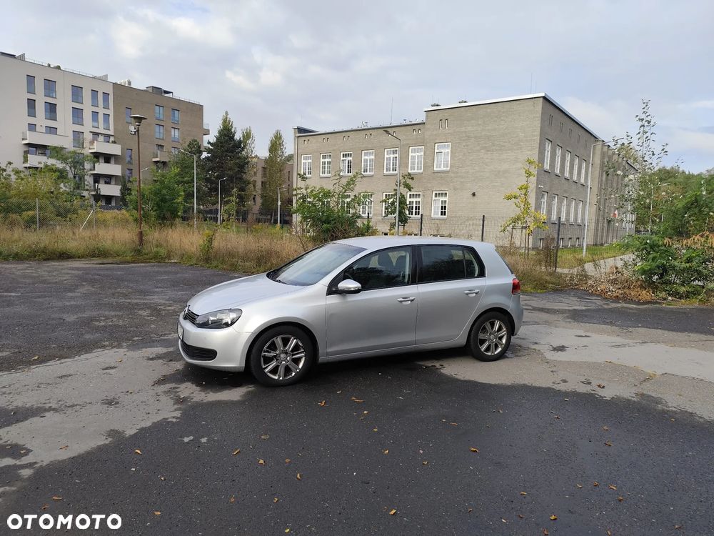 Volkswagen Golf 1.6 TDI BlueMotion Technology Comfortline - 6
