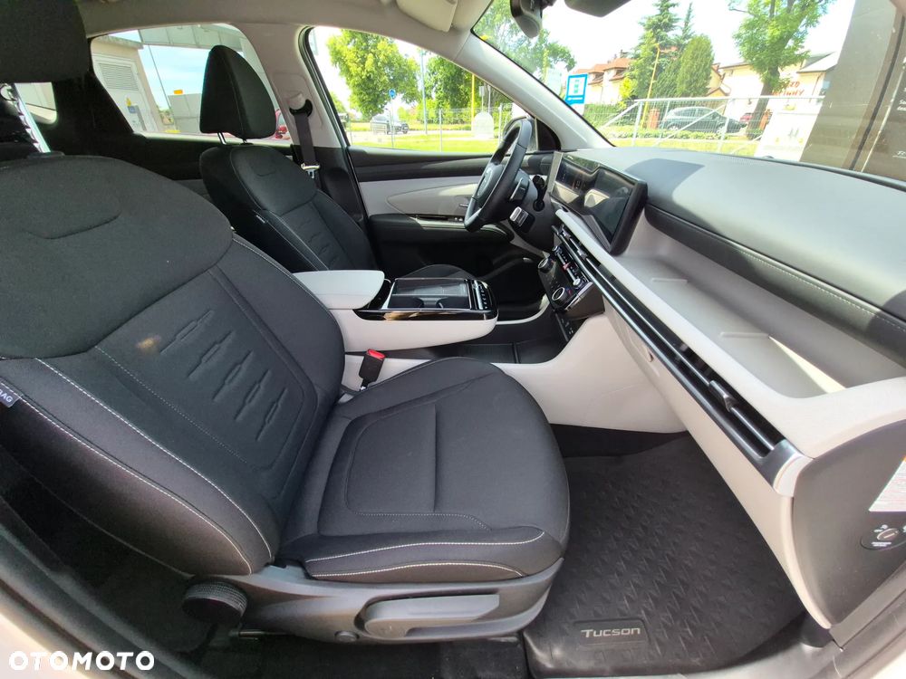 Hyundai Tucson 1.6 T-GDi PHEV Smart 2WD - 17