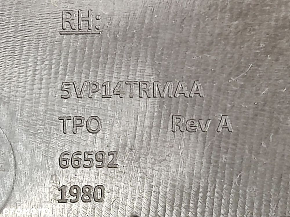 JEEP GRAND CHEROKEE WK2 16-21r Poszycie Słupka Prawe - 5