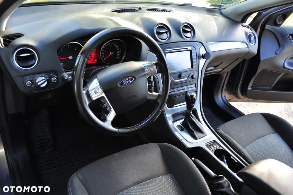Ford Mondeo - 16