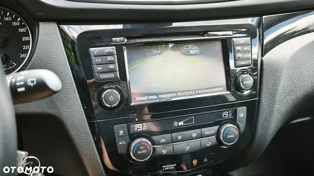 Nissan Qashqai 1.6 dCi 4x4 I-Way - 20