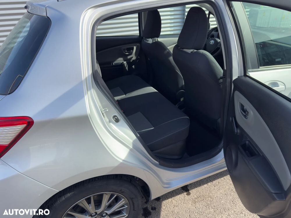 Toyota Yaris - 6