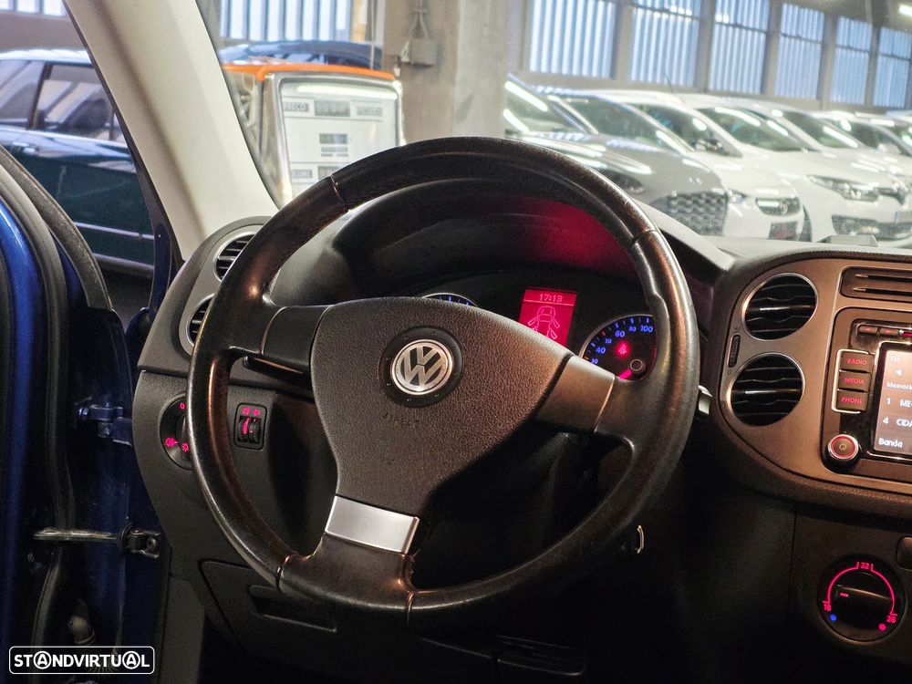 VW Tiguan 2.0 TDI Track 4Motion - 11