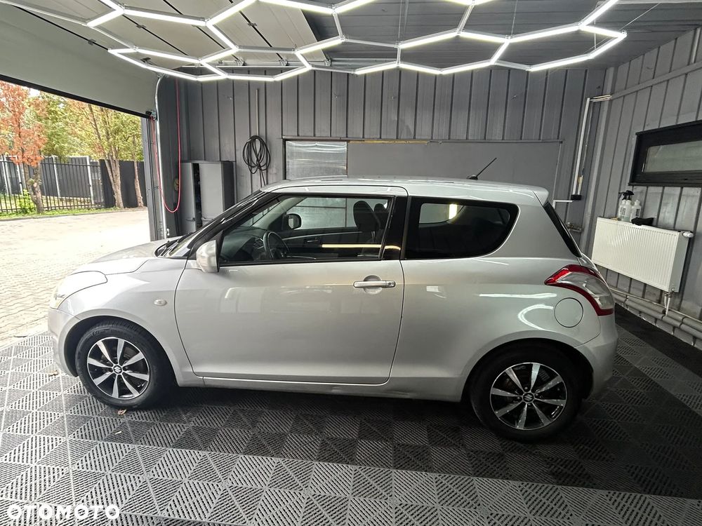 Suzuki Swift 1.2 Club - 7