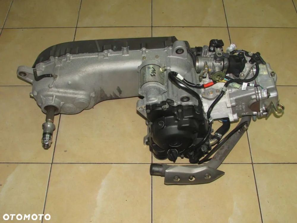 Kawasaki J300 silnik motor engine PRZEBIEG 11TYS! - 2