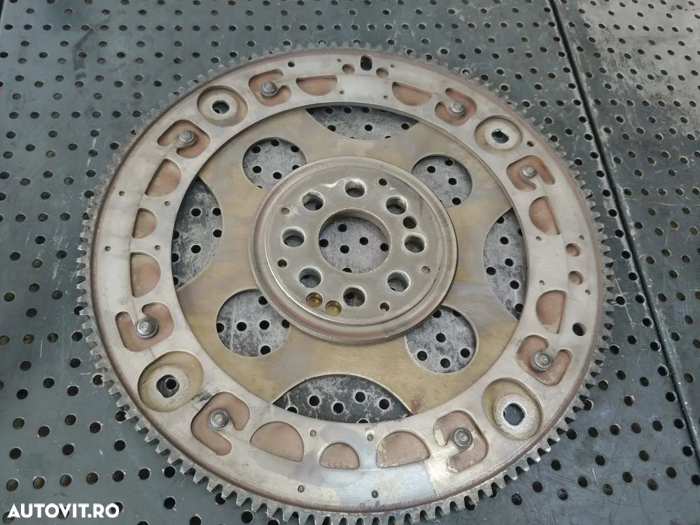 coroana volanta 2.0 d n47d20d bmw seria 1 f20 f21  1122-7797964-05 - 3