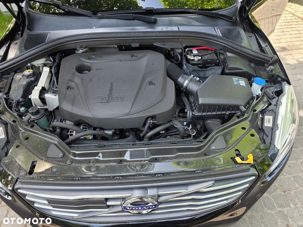 Volvo XC 60 D4 Geartronic Summum - 8
