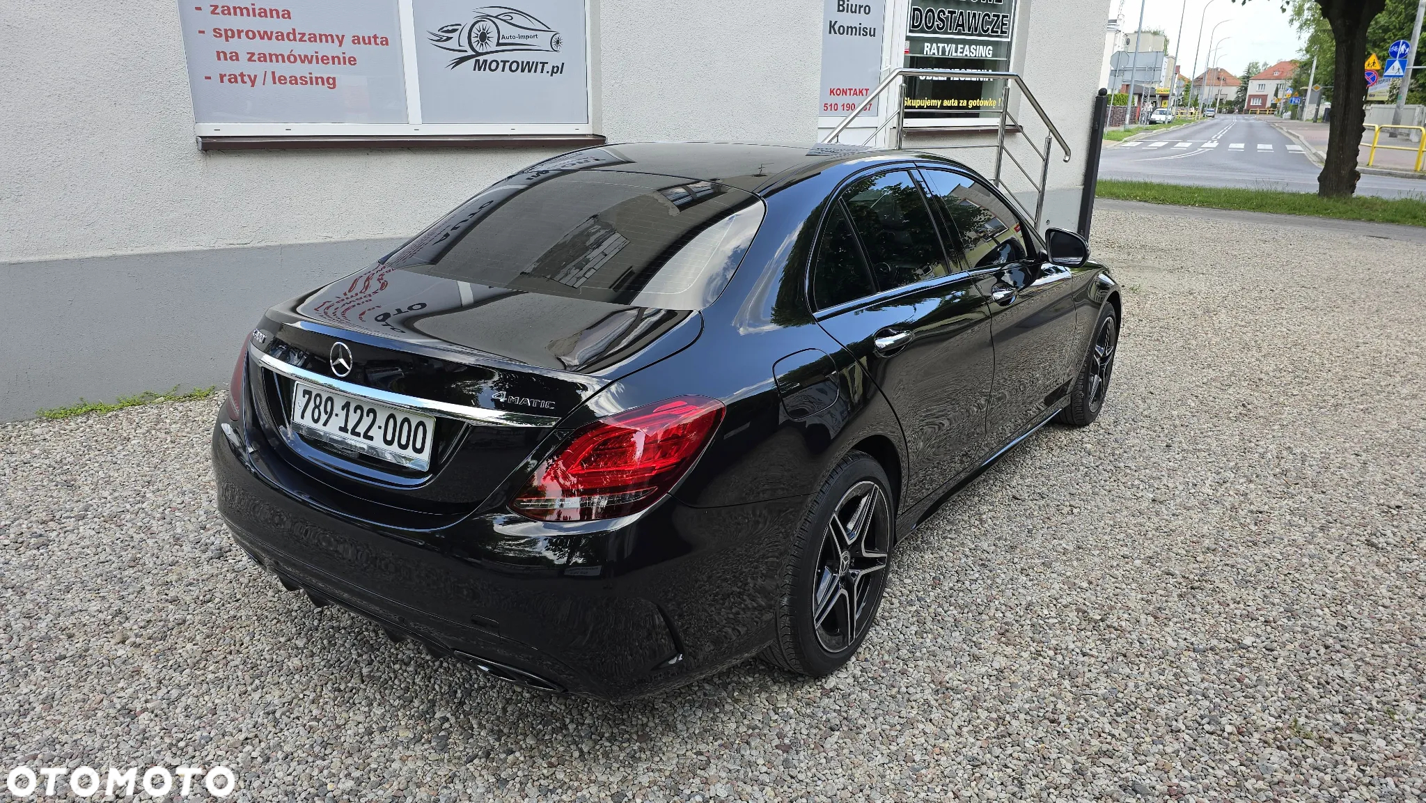 Mercedes-Benz Klasa C 300 9G-TRONIC AMG Line - 13