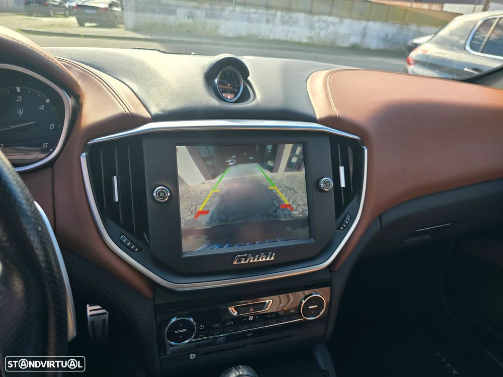 Maserati Ghibli Auto - 21