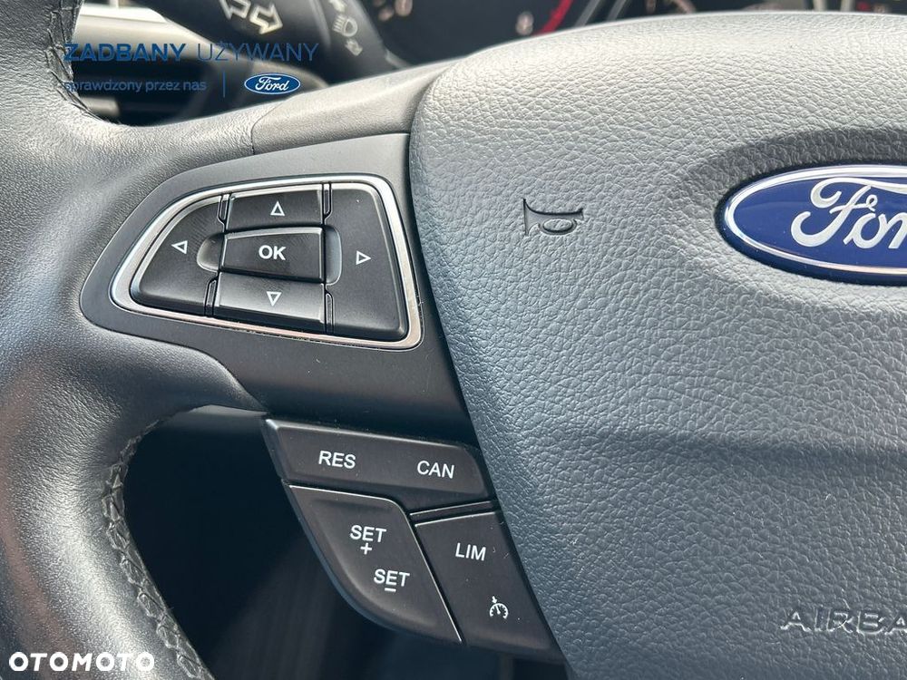 Ford Kuga - 9