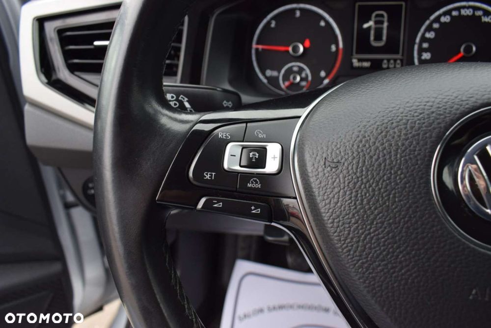 Volkswagen Polo - 24