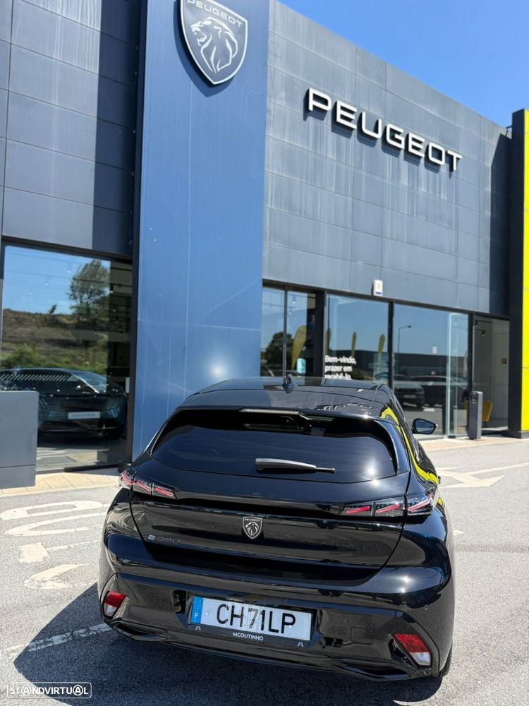 Peugeot e-308 58 kWh Allure - 9