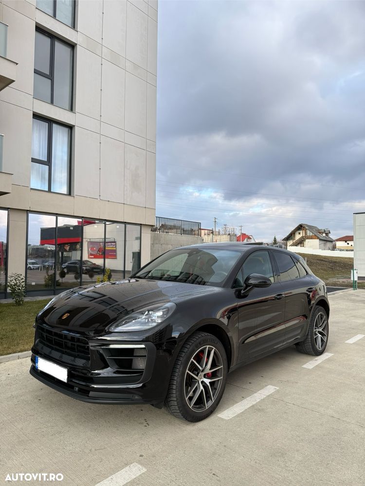Porsche Macan - 1