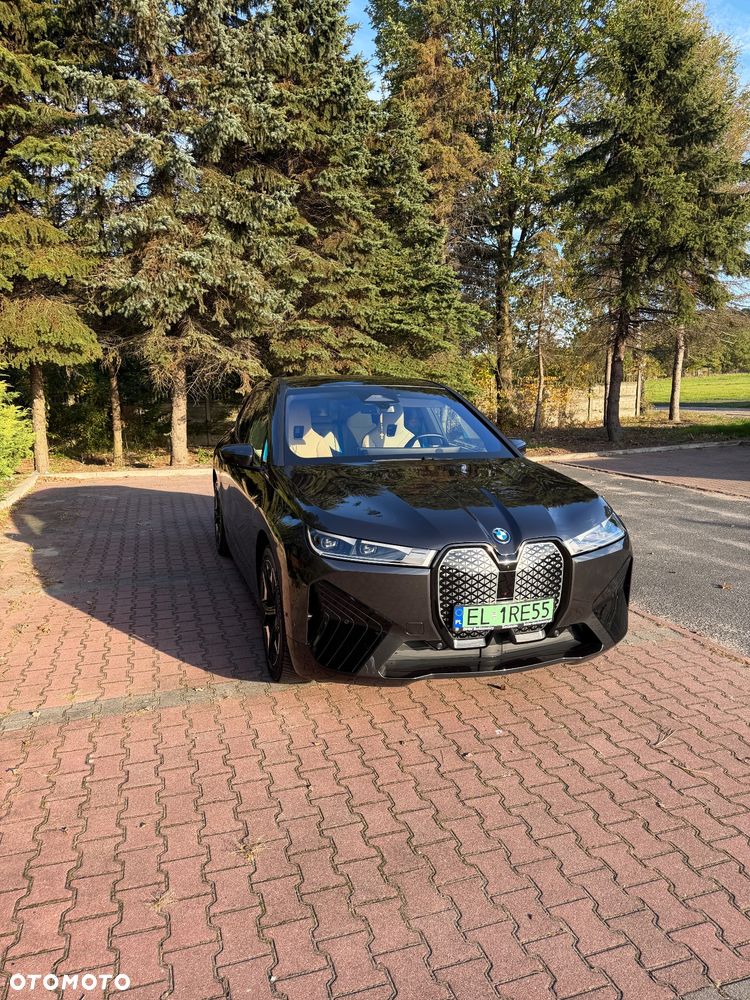 BMW Ix 2022 photo 2