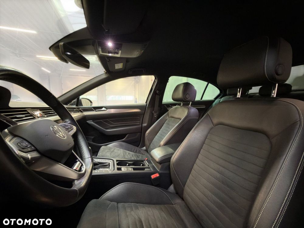 Volkswagen Passat 2.0 TSI 4Mot Elegance DSG - 20