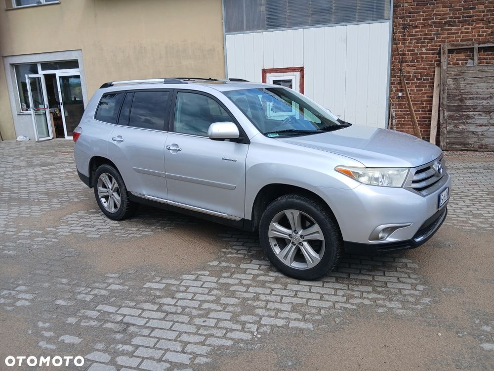 Toyota Highlander - 1