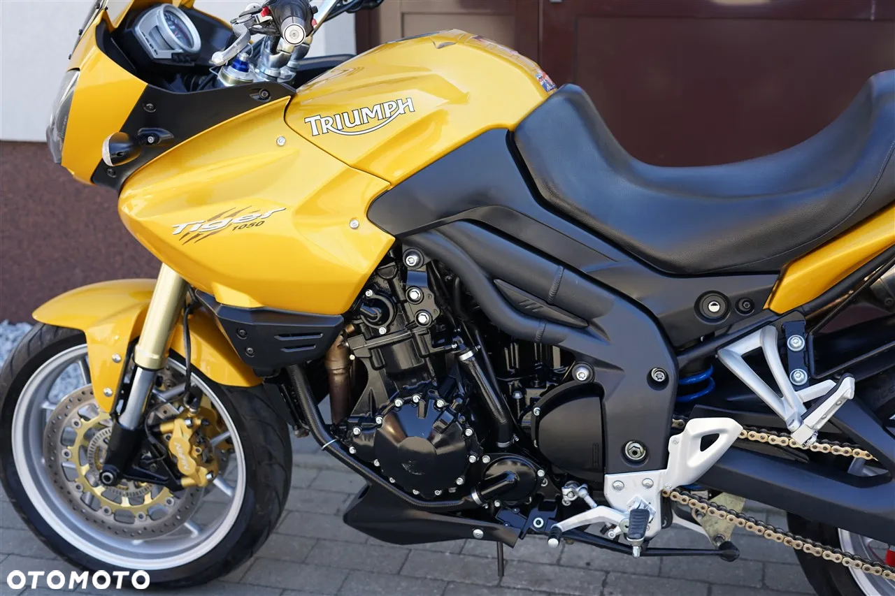 Triumph Tiger - 26