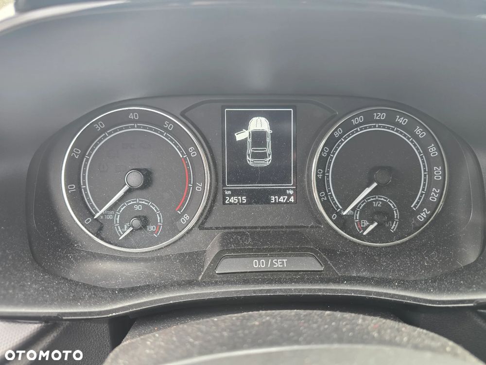 Skoda Fabia 1.0 MPI Ambition - 23