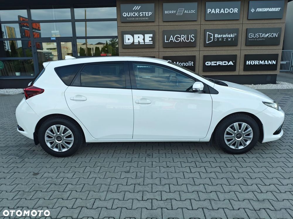 Toyota Auris 1.33 VVT-i Life - 3