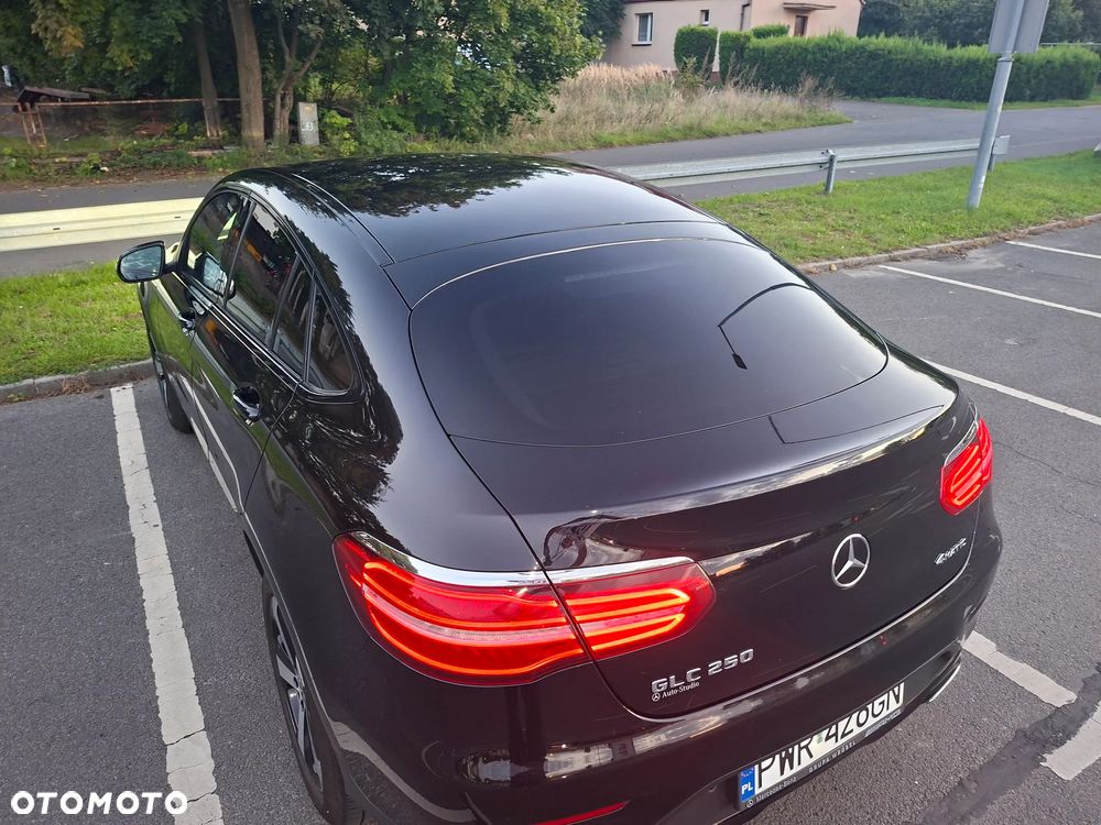 Mercedes-Benz GLC Coupe 250 4-Matic - 7