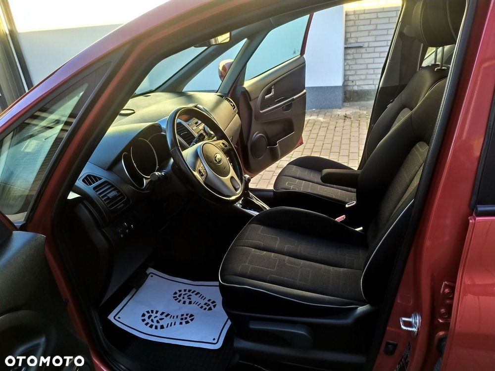 Kia Venga 1.6 CVVT Automatik Dream Team Edition - 14
