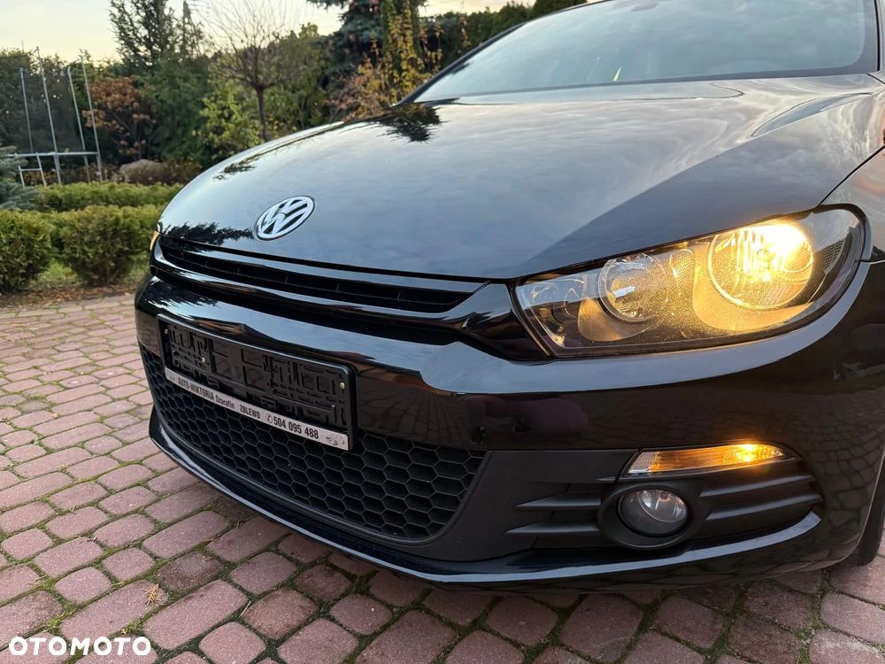 Volkswagen Scirocco 2.0 TDI Blue Motion Technologie Team - 9