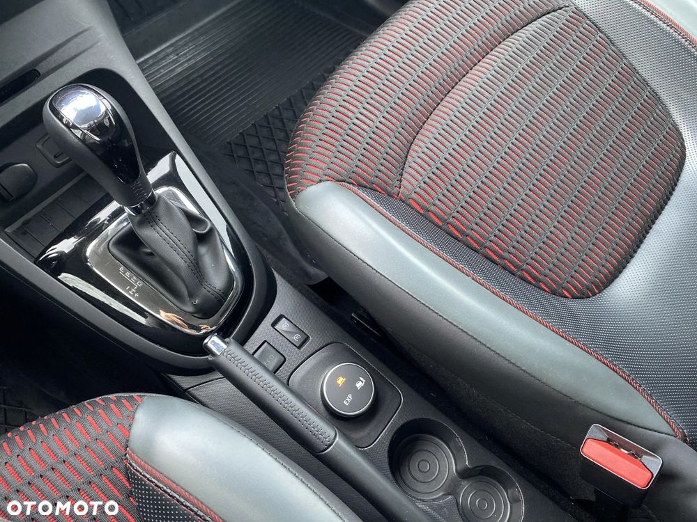 Renault Captur TCe 120 EDC Helly Hansen - 16