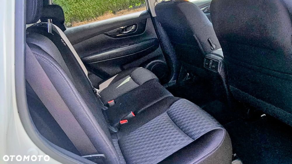 Nissan X-Trail 2.0 dCi N-Connecta 4WD - 14