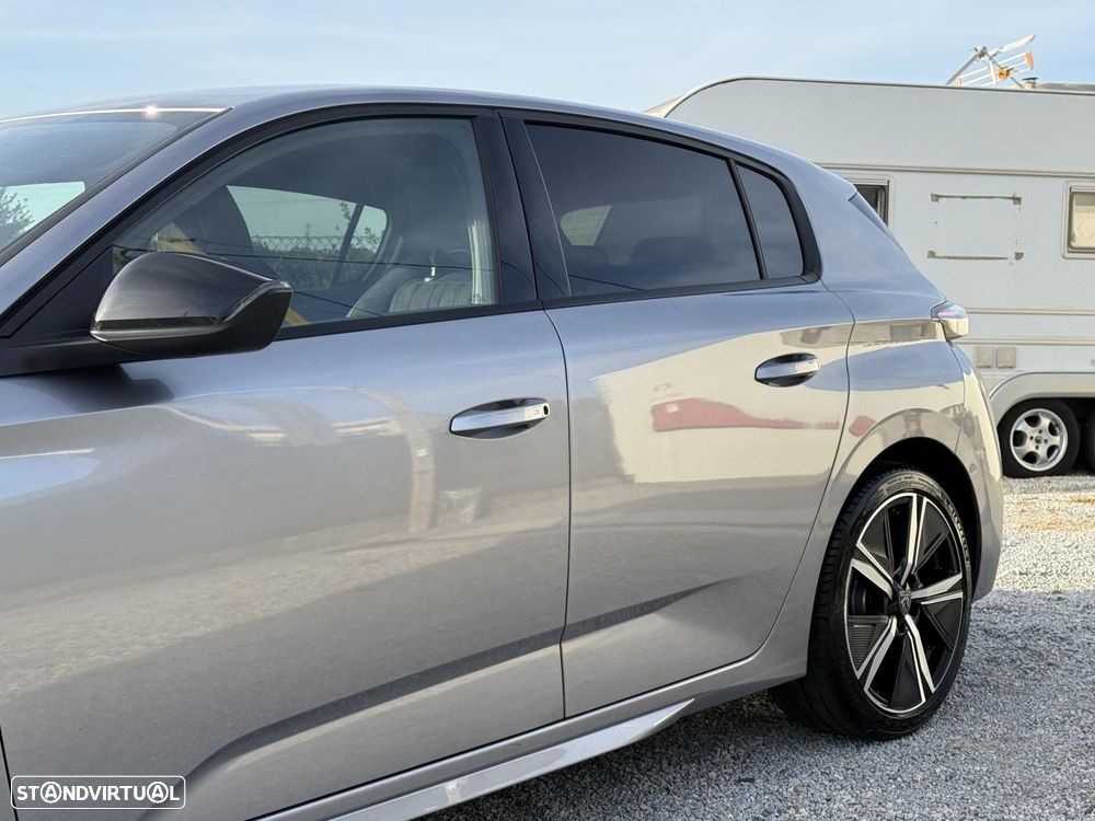 Peugeot 308 1.2 PureTech GT EAT8 - 18
