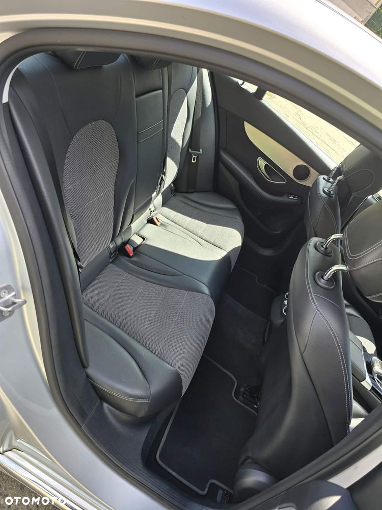 Mercedes-Benz Klasa C 160 9G-TRONIC - 9