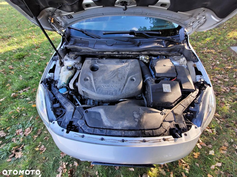 Volvo V40 D2 - 25