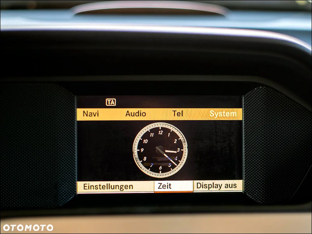 Mercedes-Benz Klasa C 180 BlueEFFICIENCY 7G-TRONIC Avantgarde - 24