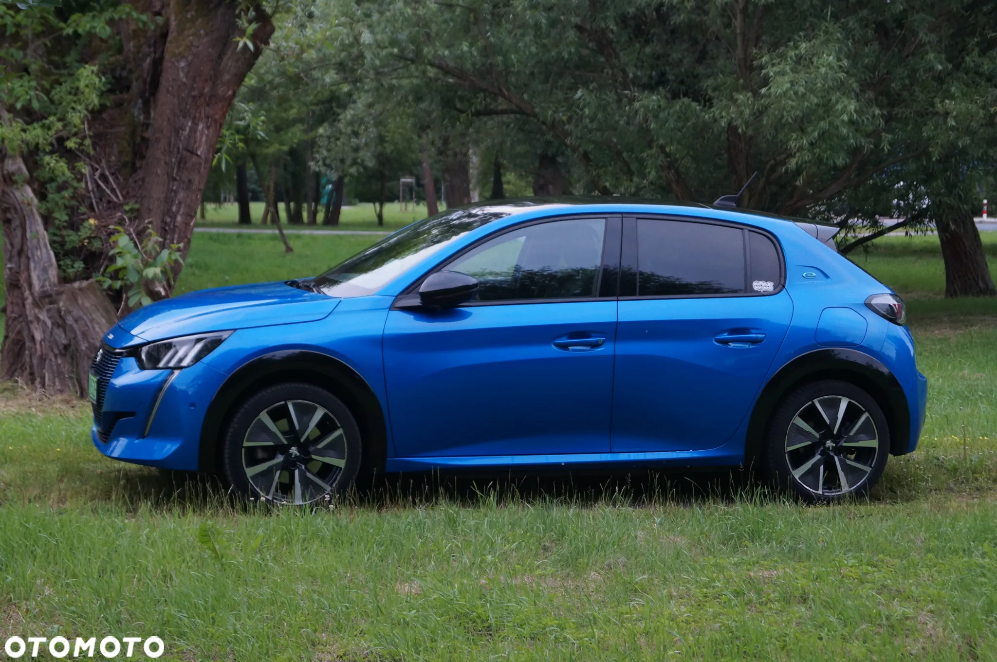 Peugeot 208 e-208 GT Pack - 10