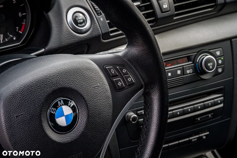 BMW Seria 1 116i - 28