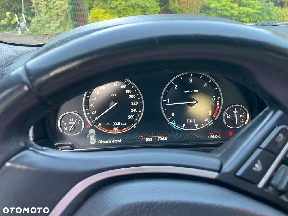 BMW Seria 5 525d Luxury Line - 18