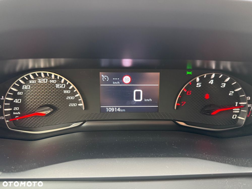 Peugeot 208 1.2 T Allure S&S - 12