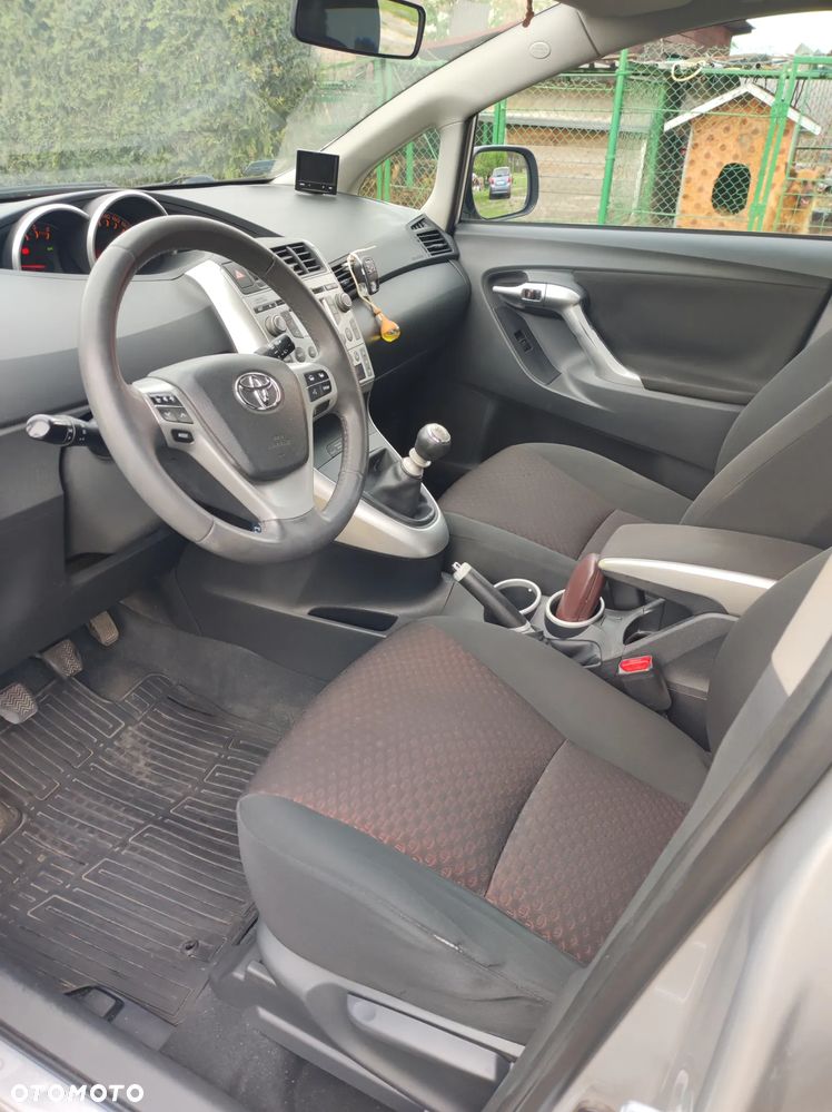 Toyota Verso - 5