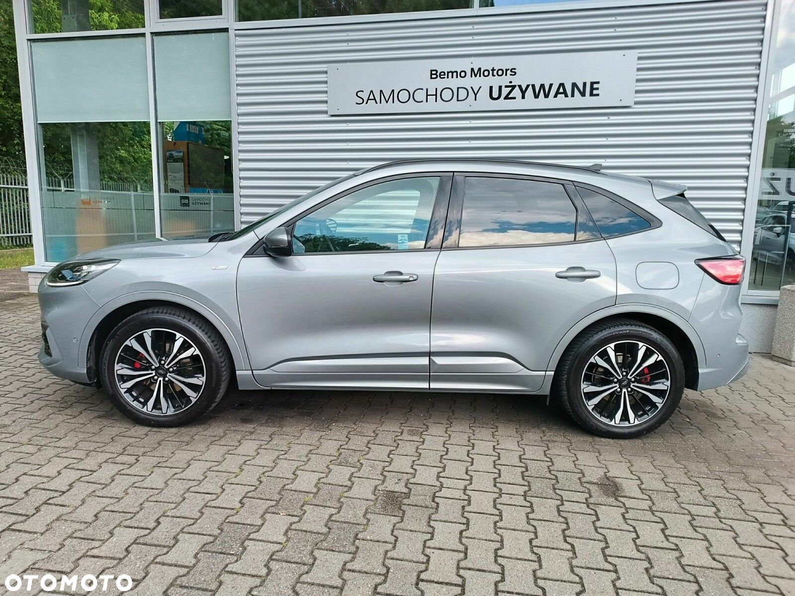 Ford Kuga - 4